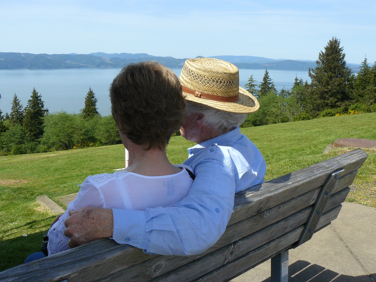couple, enjoying the view, sitting, bench