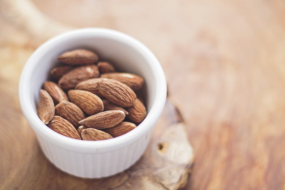 Almonds- Best Food for weight loss