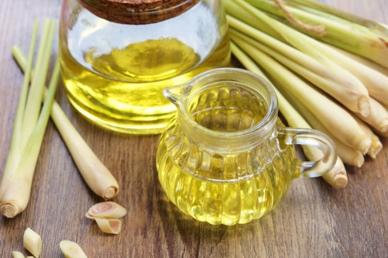 Lemongrass oil- Remedies for itchy scalp