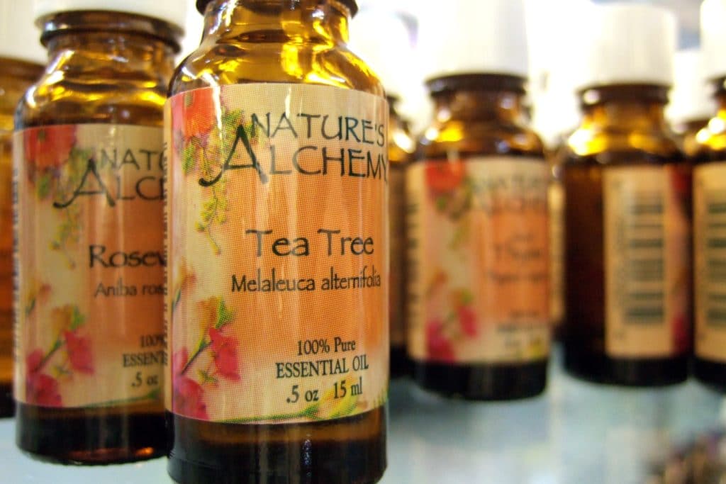 Tea tree oil- Itchy Scalp Remedies